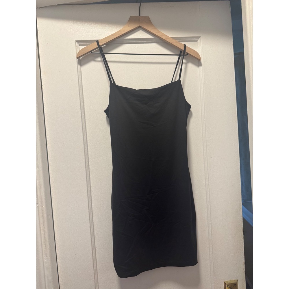 Forever 21 Black Bodycon Mini Dress Womens Medium Spaghetti‎ Strap LBD Solid